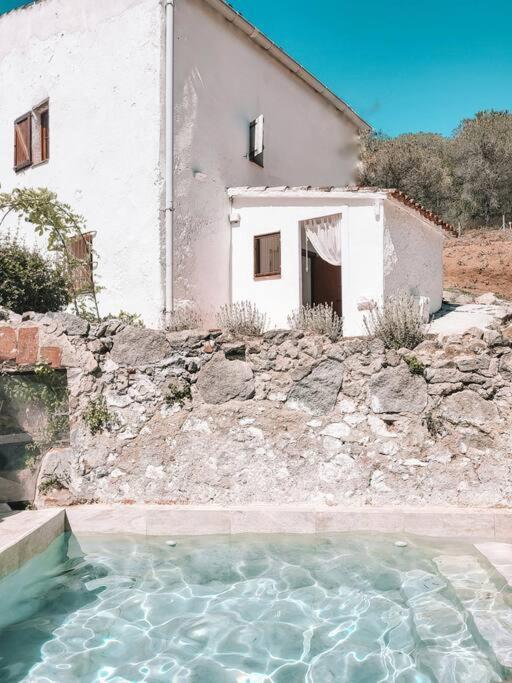 Casa Om * Dosrius